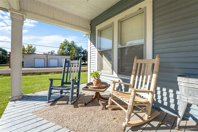 $155,000 | 303 12th Street, Kinder, LA 70648