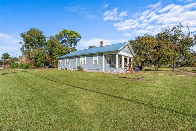 $155,000 | 303 12th Street, Kinder, LA 70648