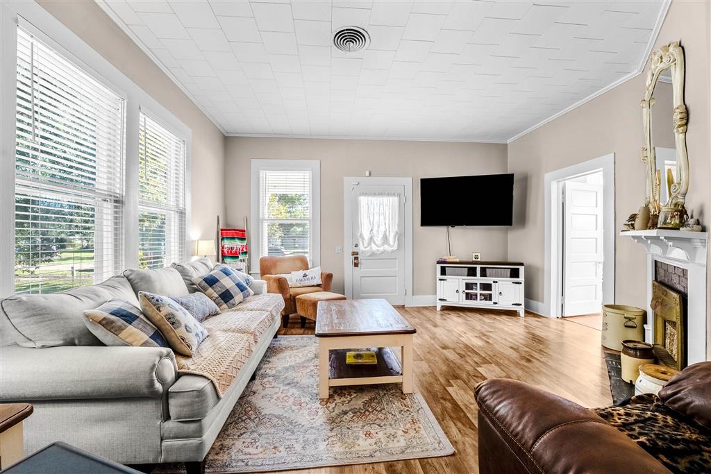 303 12th Street Kinder, LA 70648 - Photo 3 of 24