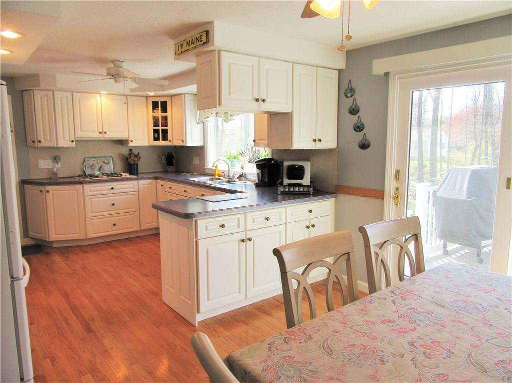 26 Raydon Road York, ME 03909 - Photo 3 of 30 Photo