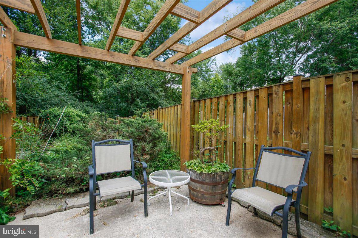 1005 Tapawingo Road Southwest Vienna, VA 22180 - Photo 57 of 76 Gallery Image 57
