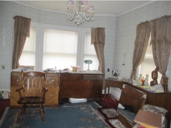 729 Pine Street Manchester, NH 03104 - Photo 6 of 9