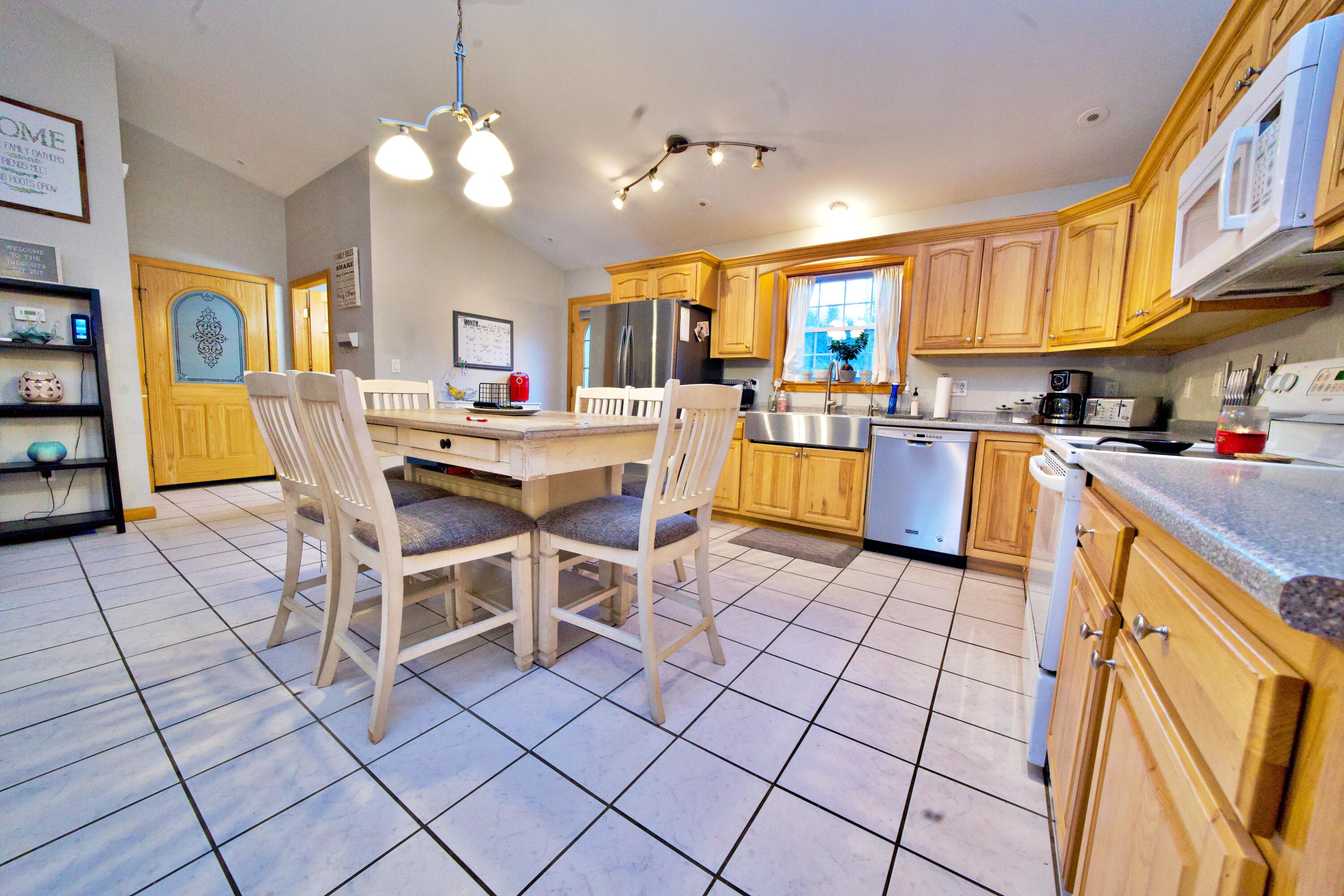 339 Jefferson Road Washington, ME 04574 - Photo 14 of 31 Kitchen