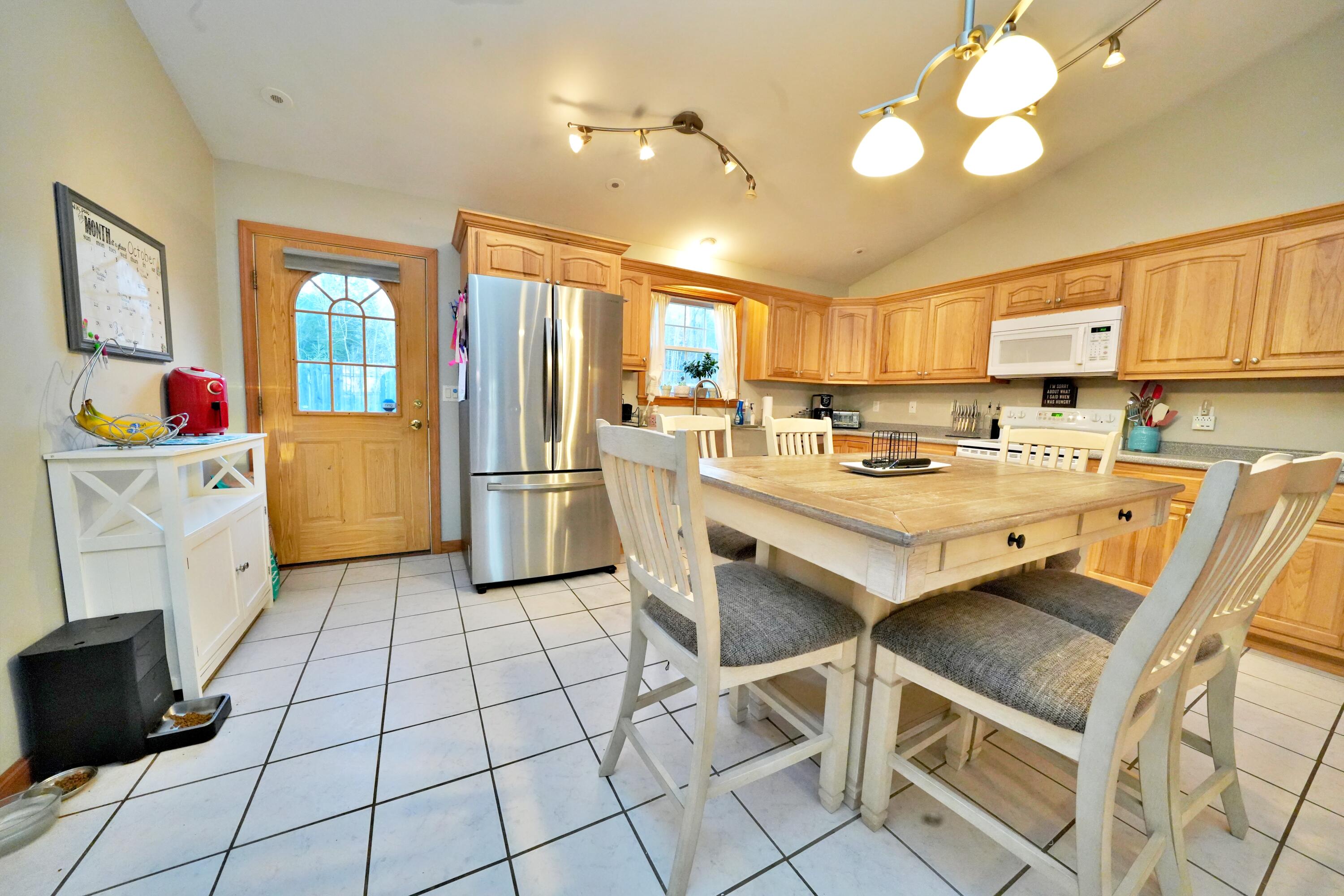 339 Jefferson Road Washington, ME 04574 - Photo 15 of 31 Kitchen