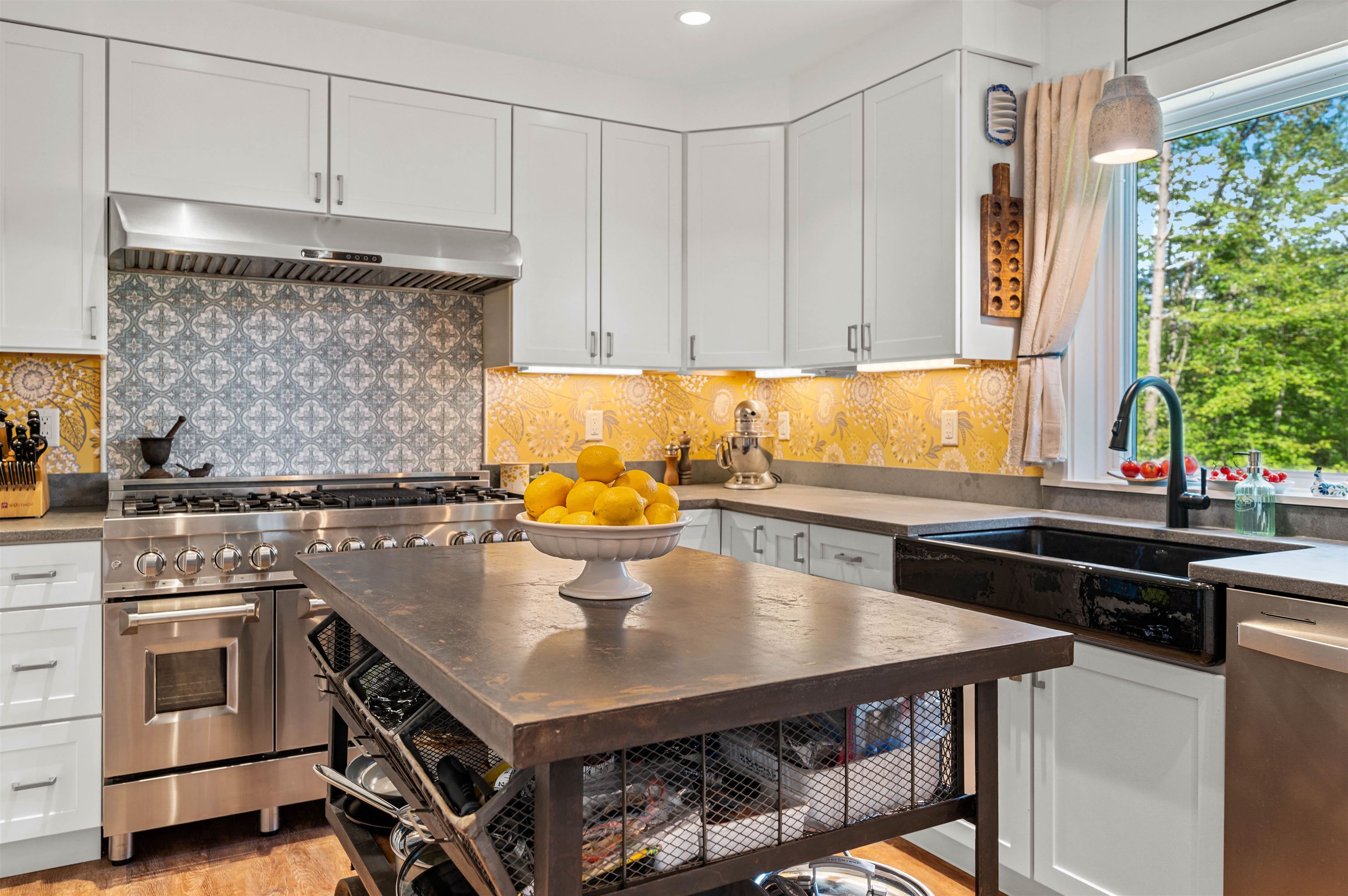 611 Patch Road Morristown, VT 05661 - Photo 12 of 60