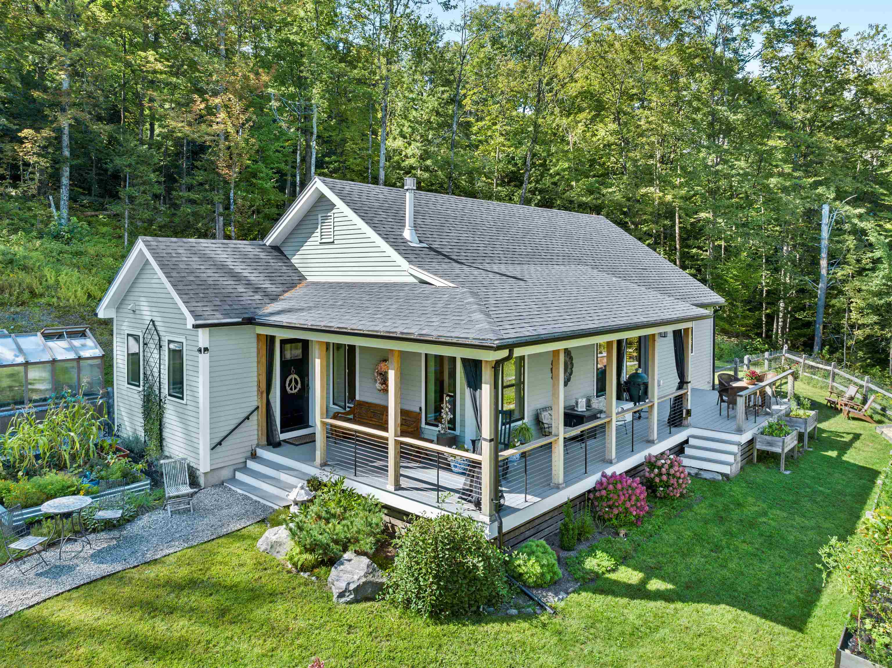 611 Patch Road Morristown, VT 05661 - Photo 2 of 60