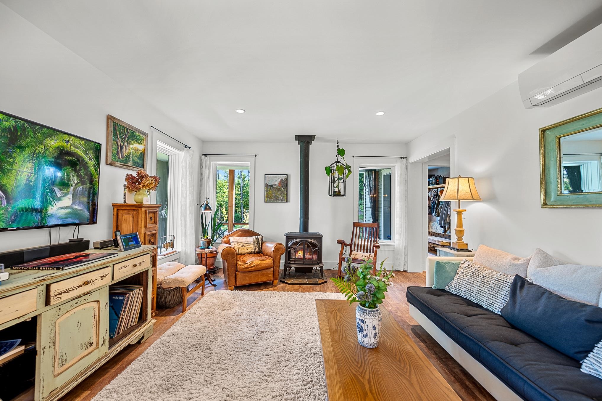 611 Patch Road Morristown, VT 05661 - Photo 6 of 60