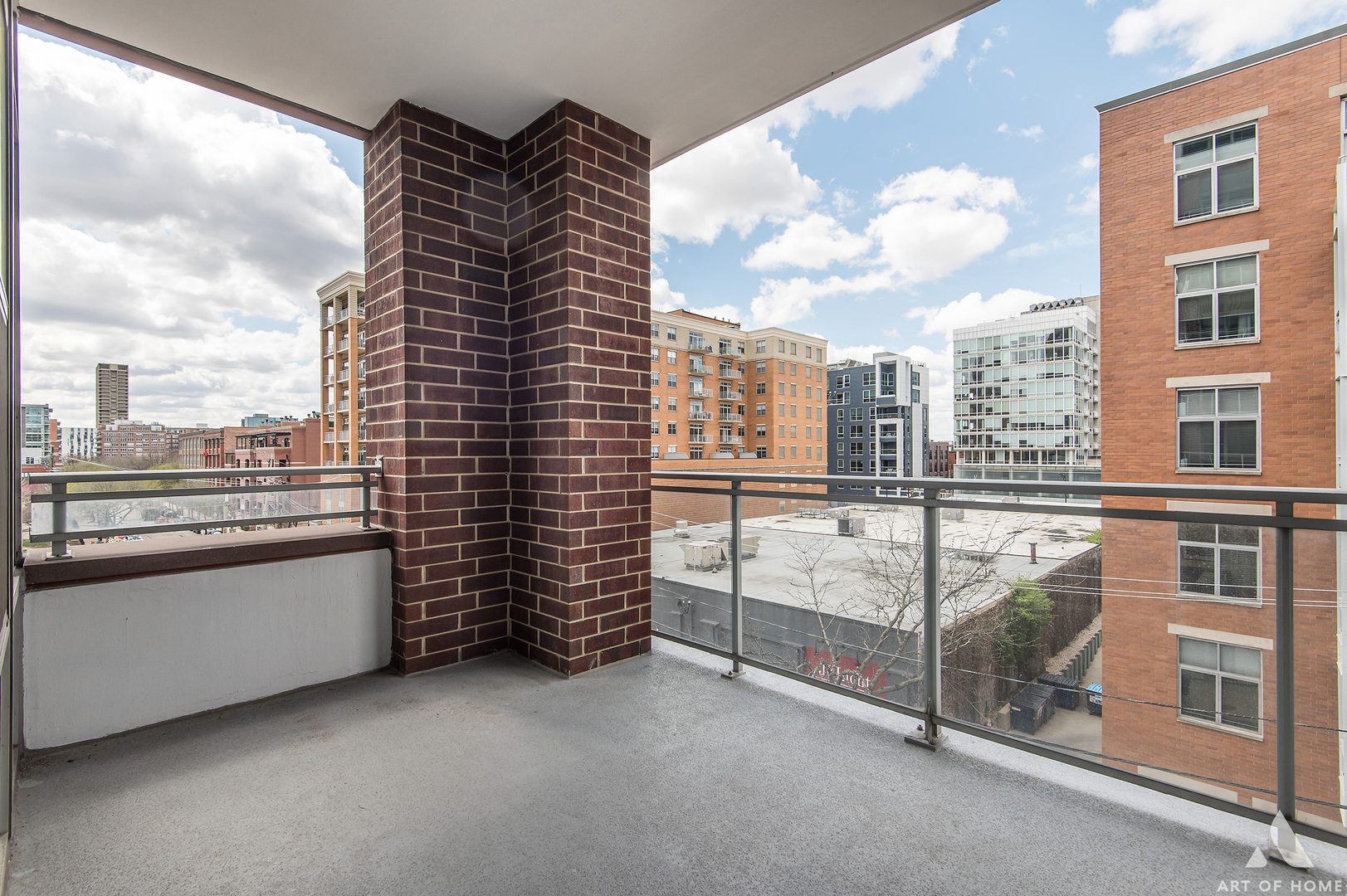 901 West Madison Street, Unit 407 Chicago, IL 60607 - Photo 24 of 39 a view of balcony with city view