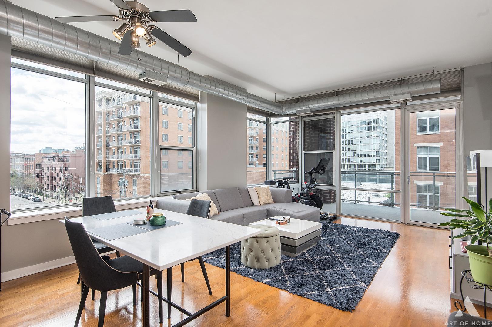 901 West Madison Street, Unit 407 Chicago, IL 60607 - Photo 9 of 39 a living room with furniture and a large window