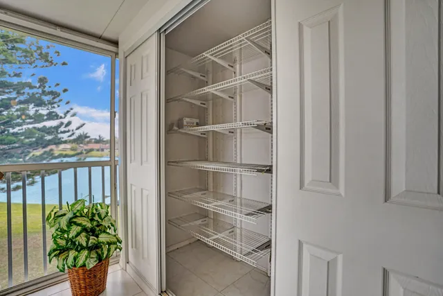 $215,000 | 1260 Northwest 20th Avenue, Unit 203, Delray Beach, FL 33445