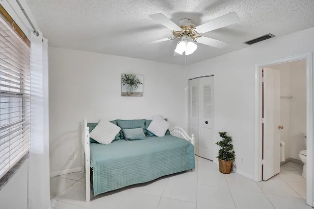 $215,000 | 1260 Northwest 20th Avenue, Unit 203, Delray Beach, FL 33445