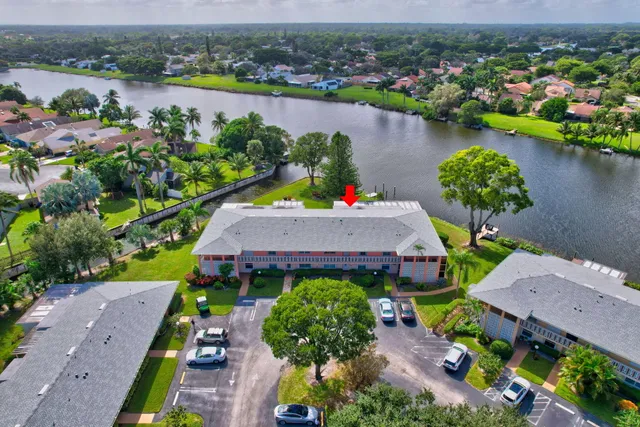 $215,000 | 1260 Northwest 20th Avenue, Unit 203, Delray Beach, FL 33445