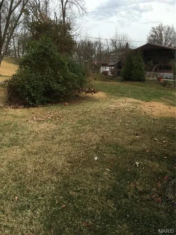 $2,200 | 9728 Croftwood Drive, St. Louis, MO 63123