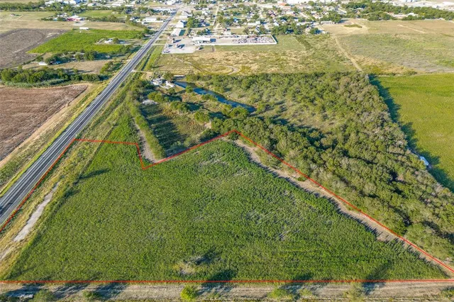 $289,000 | 5400 Highway 34, Ennis, TX 75119