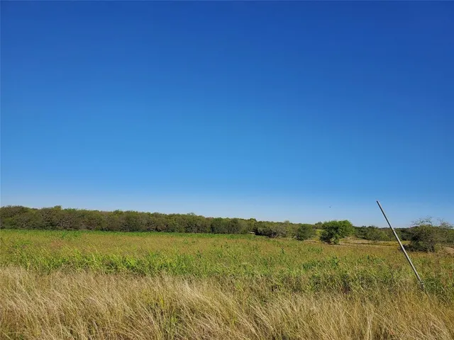 $289,000 | 5400 Highway 34, Ennis, TX 75119