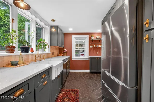 $585,000 | 1575 New Scotland Road, Bethlehem, NY 12159