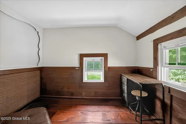 $585,000 | 1575 New Scotland Road, Bethlehem, NY 12159