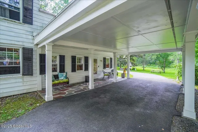 $585,000 | 1575 New Scotland Road, Bethlehem, NY 12159