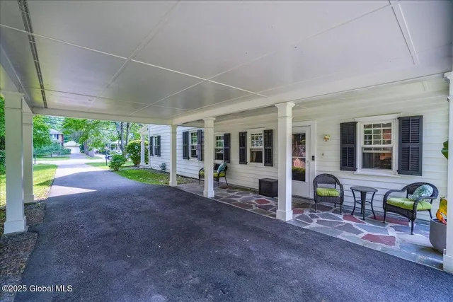 $585,000 | 1575 New Scotland Road, Bethlehem, NY 12159