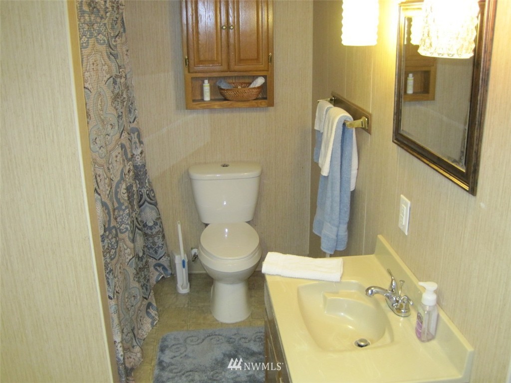 18809 Cook Road Southeast Yelm, WA 98597 - Photo 13 of 25 Gallery Image 13
