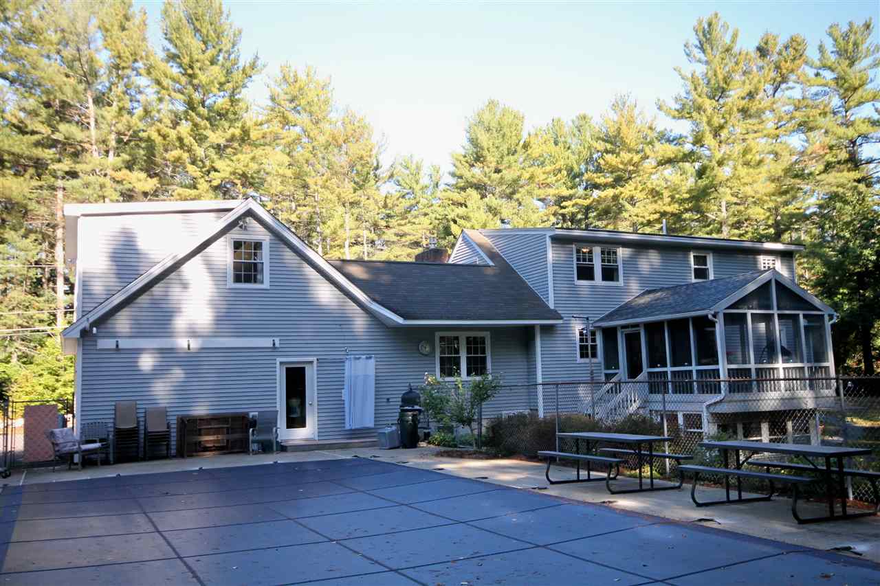 104 South Road Londonderry, NH 03053 - Photo 26 of 40