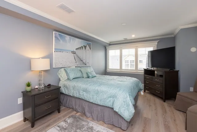 $15,000 | 25 Cushing Avenue, Hingham, MA 02043