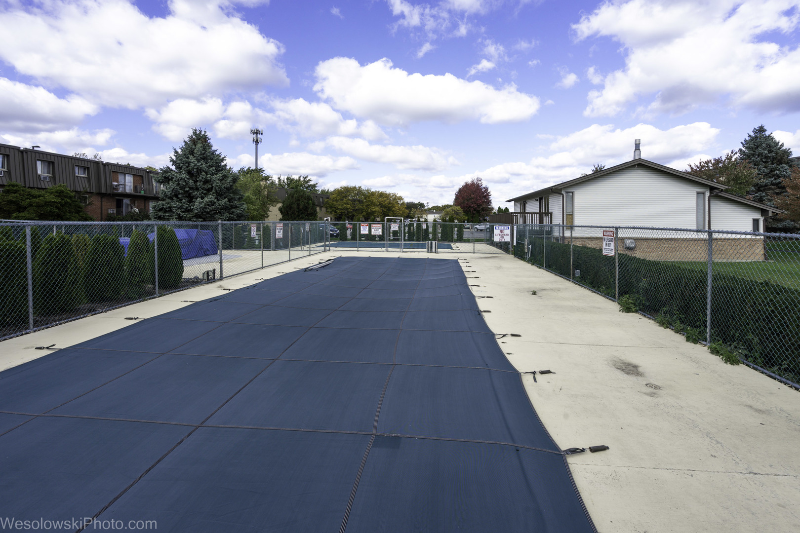 577 Fairway View Drive, Unit 1J Wheeling, IL 60090 - Photo 18 of 26 a view of a terrace with sky view