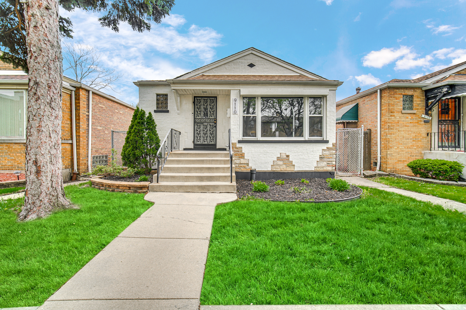 9110 South Ada Street Chicago, IL 60620 - Photo 1 of 24