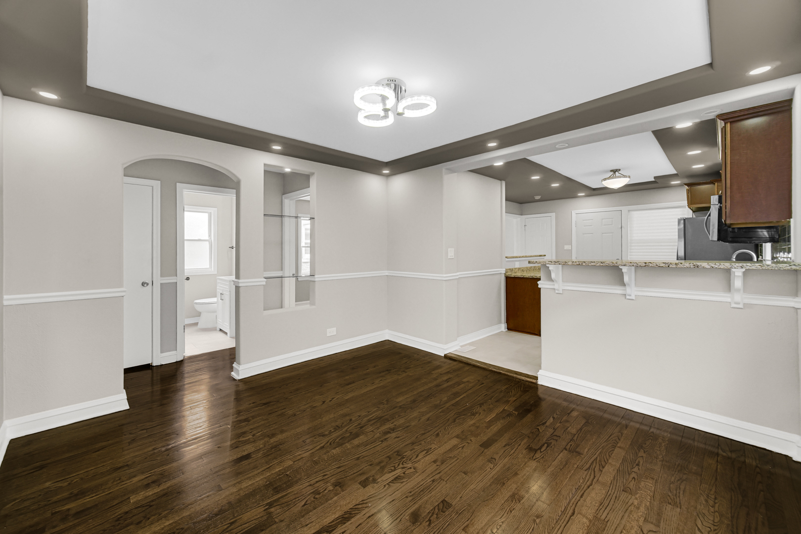 9110 South Ada Street Chicago, IL 60620 - Photo 5 of 24