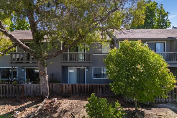 $285,000 | 900 Cambridge Drive, Unit 104, Benicia, CA 94510