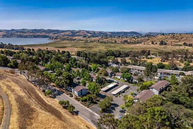 $285,000 | 900 Cambridge Drive, Unit 104, Benicia, CA 94510