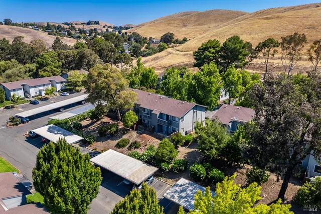 $285,000 | 900 Cambridge Drive, Unit 104, Benicia, CA 94510