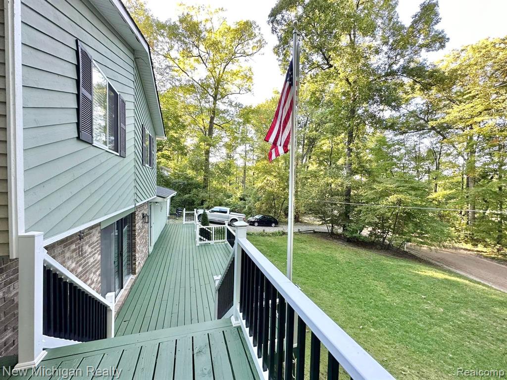 1184 Baker Road Fenton, MI 48430 - Photo 7 of 53