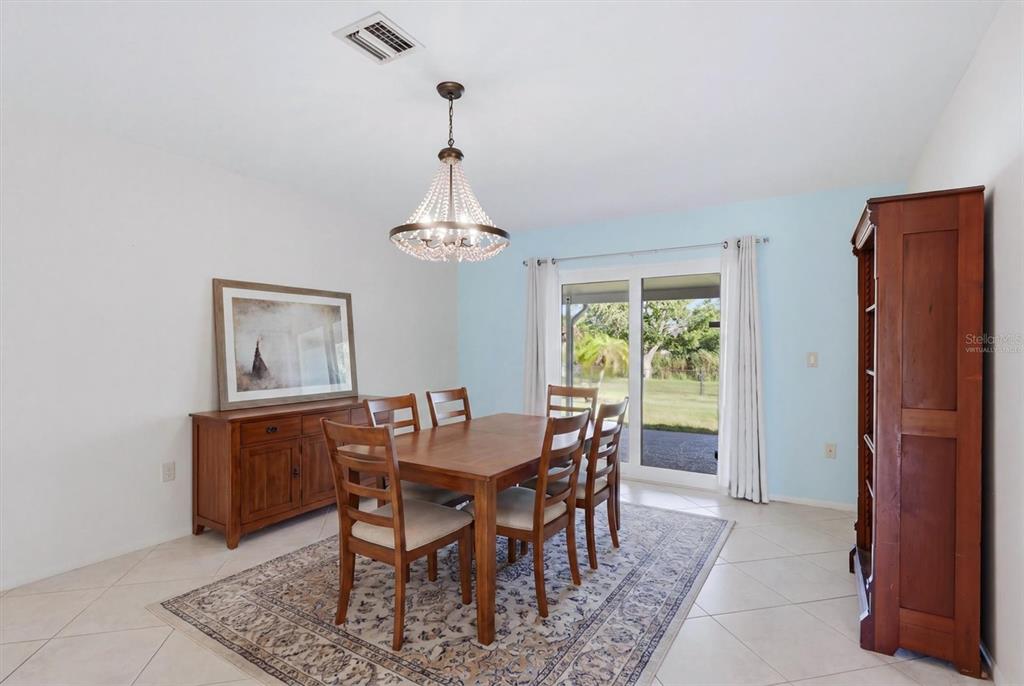 255 Rigel Road Venice, FL 34293 - Photo 4 of 52