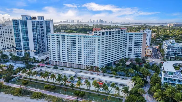 $339,000 | 2899 Collins Avenue, Unit 548, Miami Beach, FL 33140