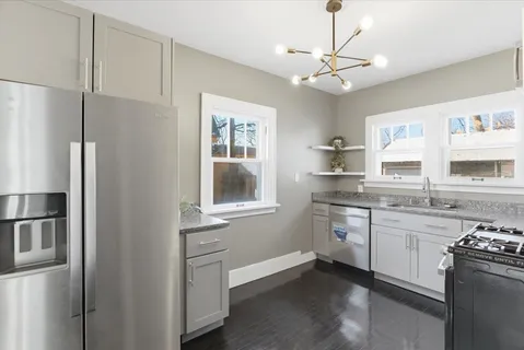 $328,000 | 306 Oak Crest Street, Waukegan, IL 60085