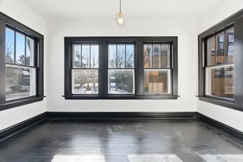 $328,000 | 306 Oak Crest Street, Waukegan, IL 60085