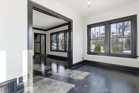 $328,000 | 306 Oak Crest Street, Waukegan, IL 60085