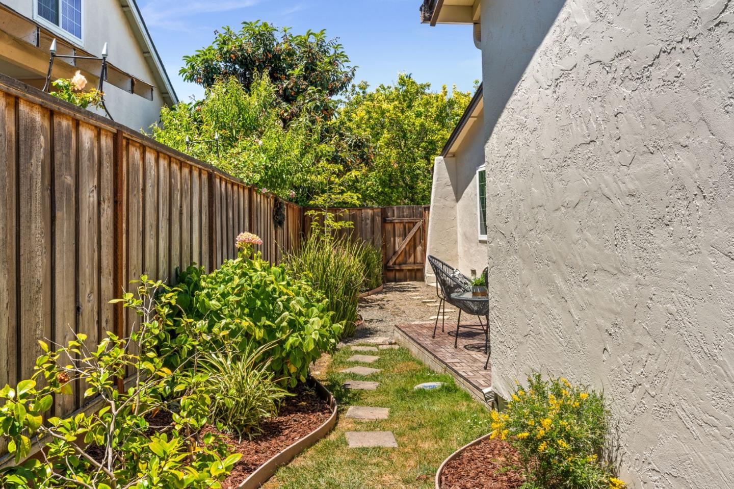 282 Coty Way San Jose, CA 95136 - Photo 42 of 69 a backyard with potted plants