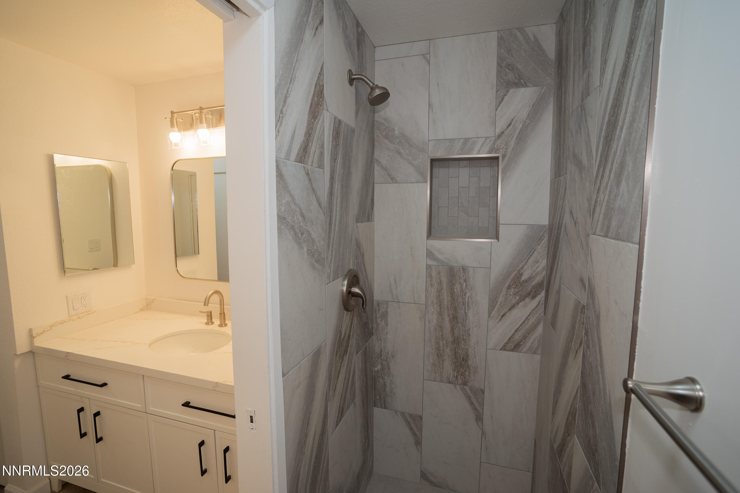 1181 Wagon Wheel Circle Reno, NV 89503 - Photo 22 of 27 22 Master Bath II - 42677