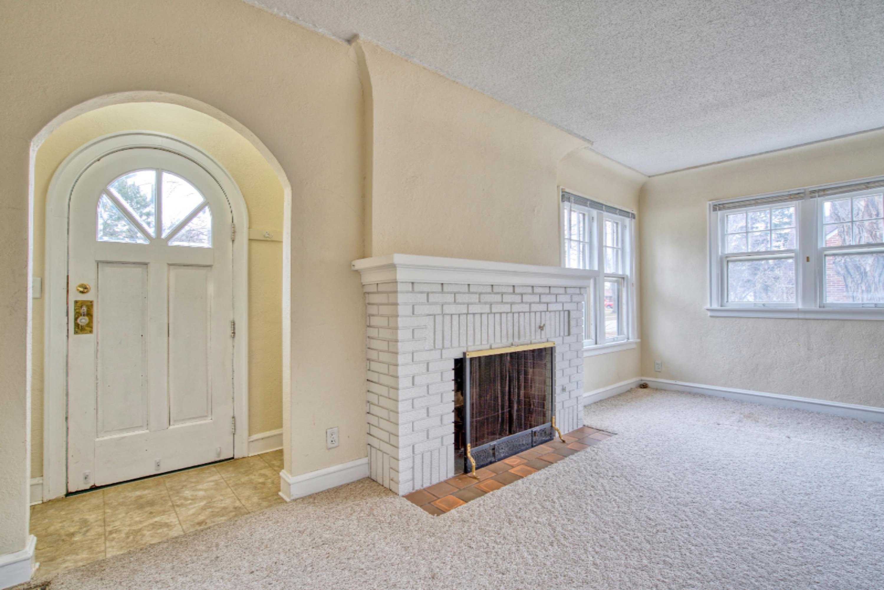 1515 Sheldon Road Grand Haven, MI 49417 - Photo 7 of 32 8. Front Entrance Reverse