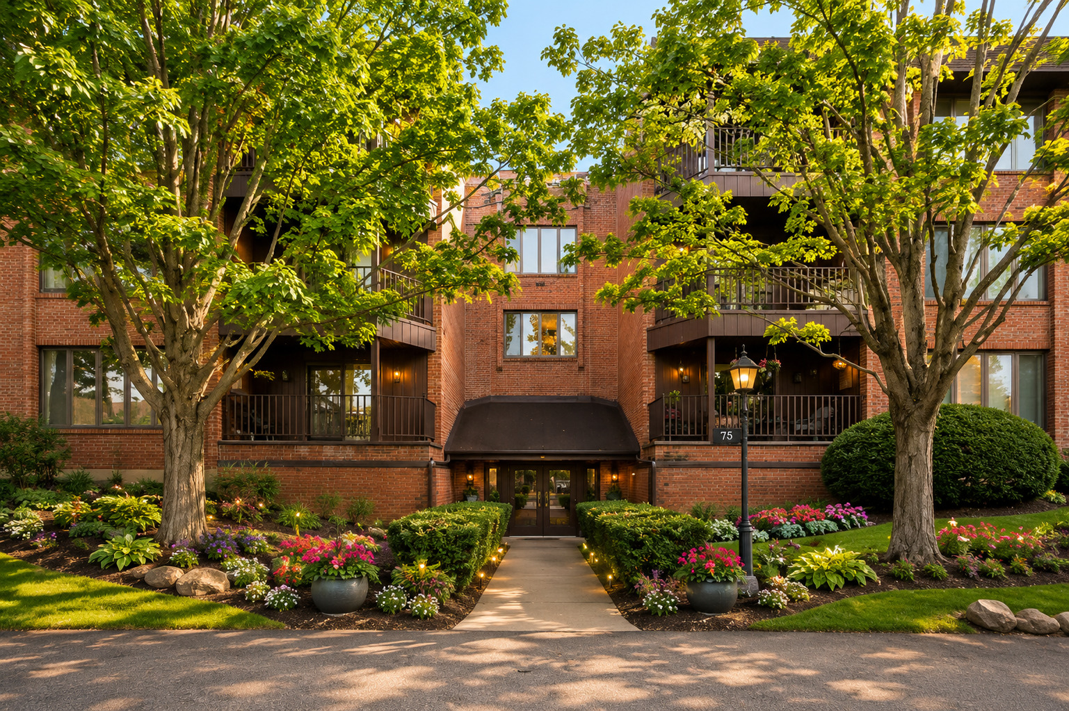 75 Boardwalk Place, Unit 103 Park Ridge, IL 60068 - Photo 1 of 20 Gallery Image 1