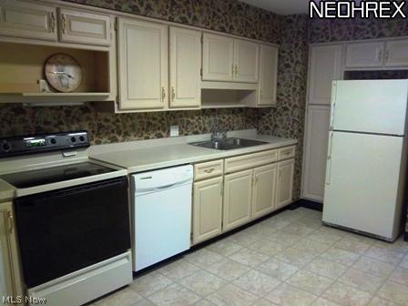 2391 Samira Road Stow, OH 44224 - Photo 3 of 17