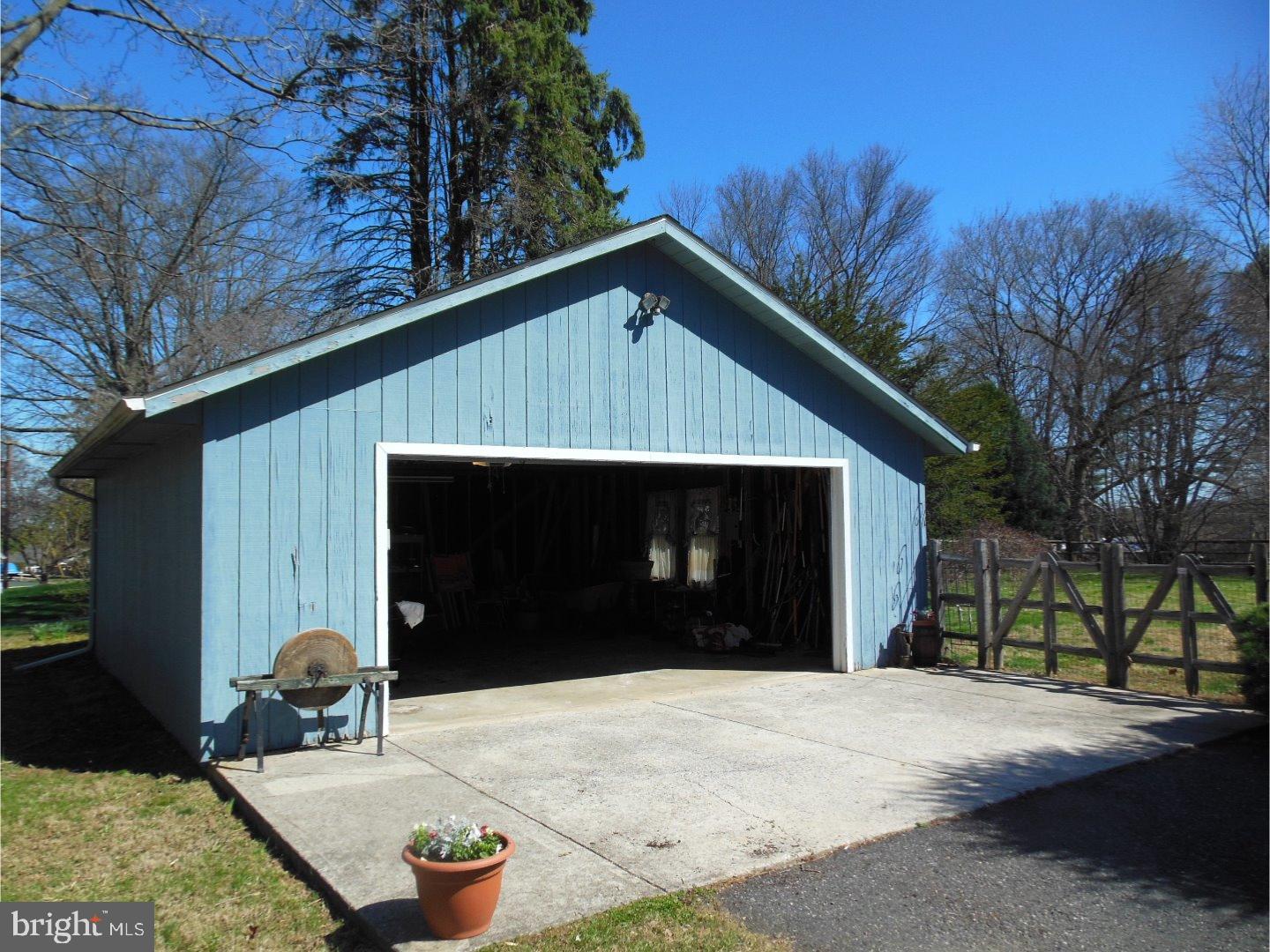 301 Oakbourne Road West Chester, PA 19382 - Photo 3 of 25 Gallery Image 3