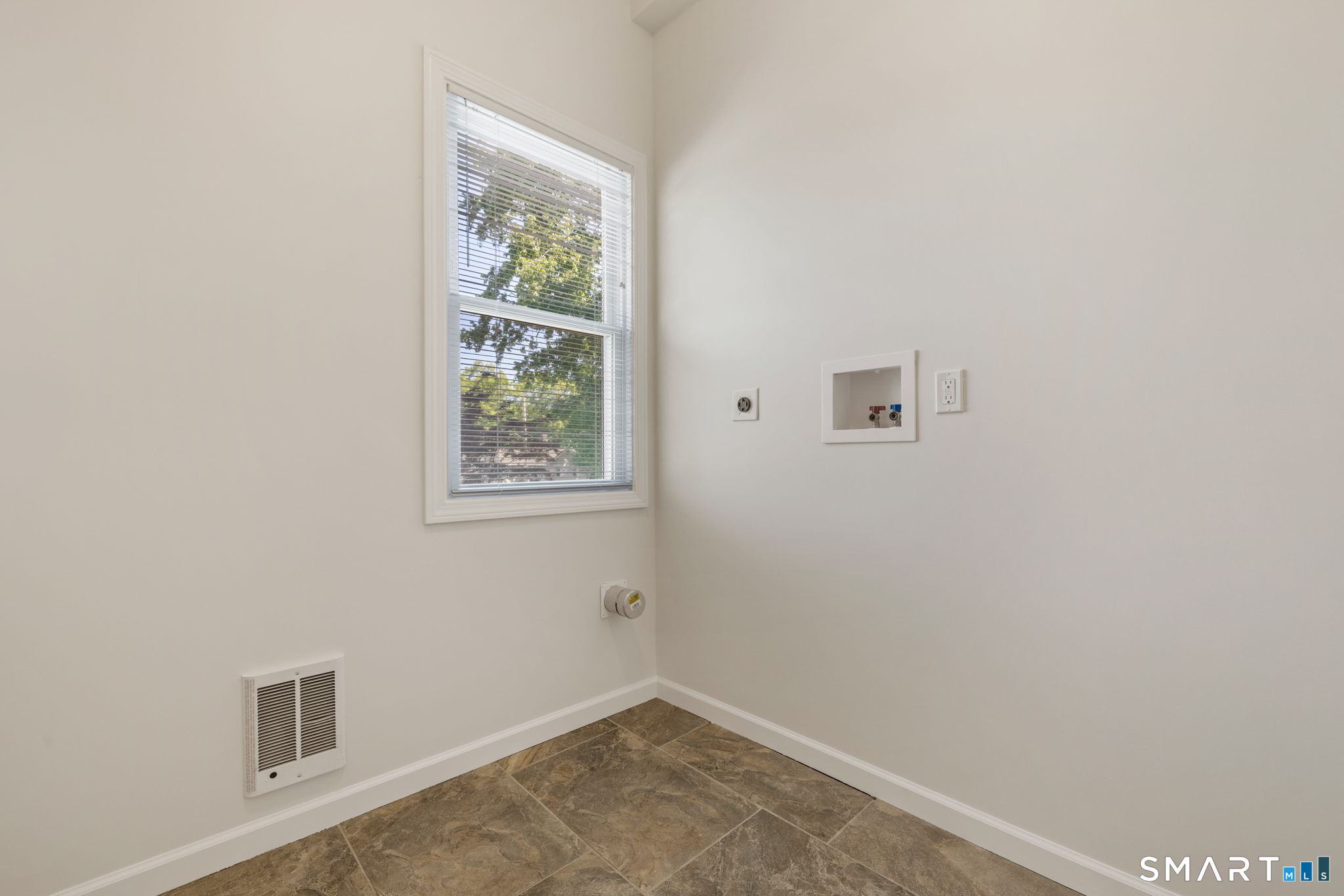 15-17 Hanover Street Wallingford, CT 06492 - Photo 29 of 33