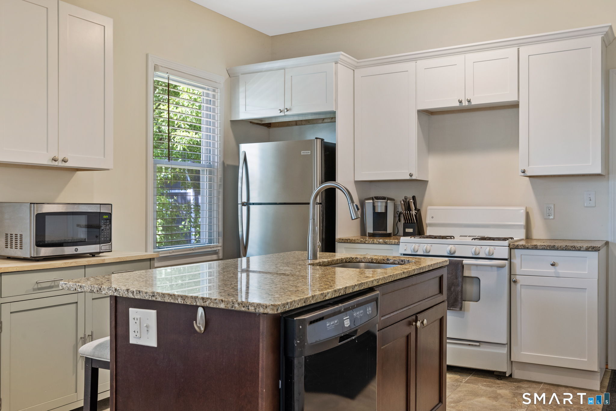 15-17 Hanover Street Wallingford, CT 06492 - Photo 10 of 33