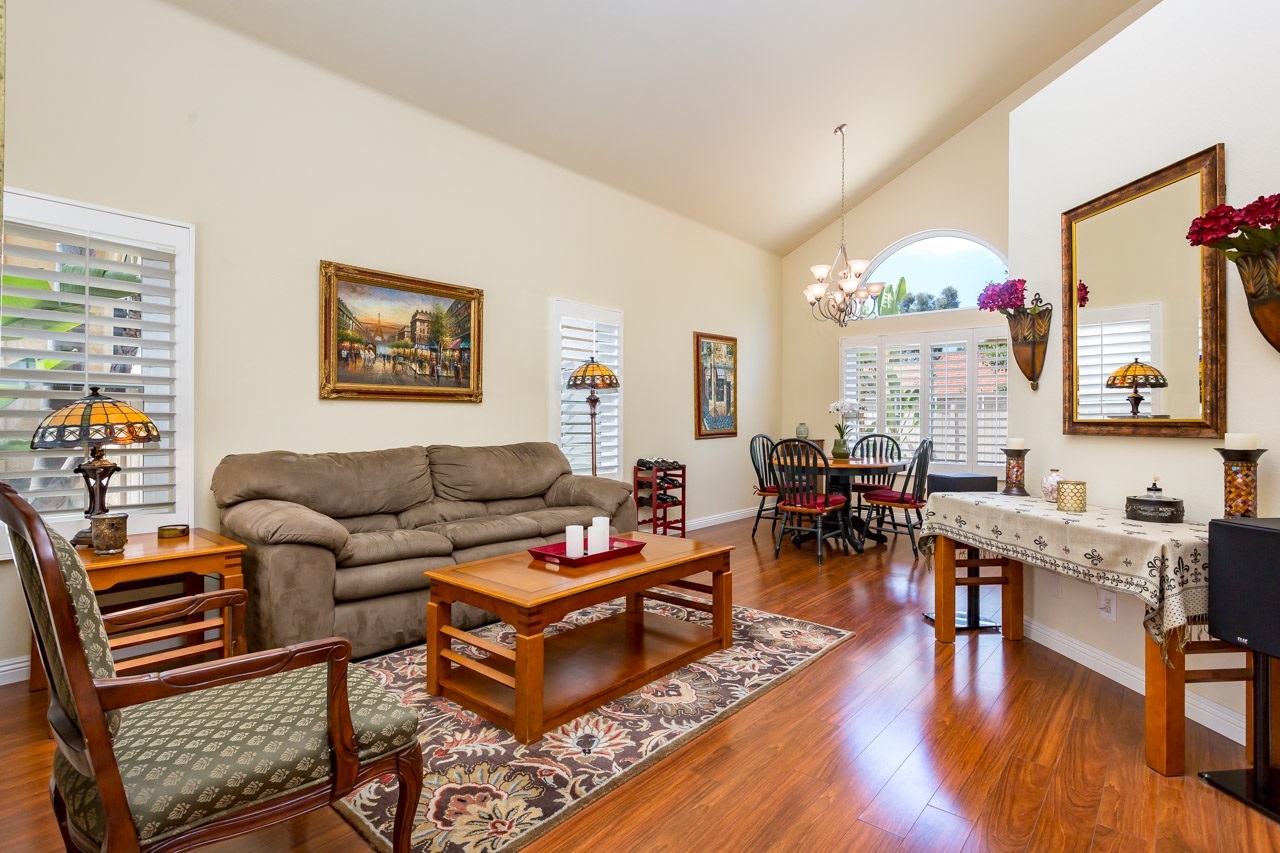 1536 Promontory Ridge Way Vista, CA 92081 - Photo 3 of 25 Gallery Image 3