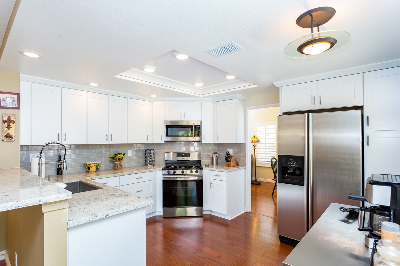 1536 Promontory Ridge Way Vista, CA 92081 - Photo 8 of 25 Gallery Image 8