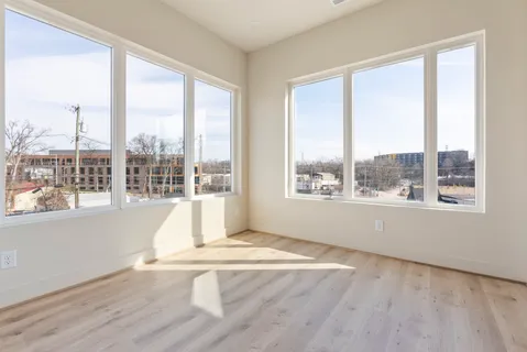 $699,900 | 100 Fairview Court, Nashville, TN 37203