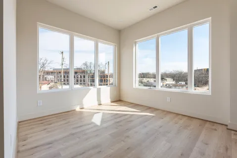 $699,900 | 100 Fairview Court, Nashville, TN 37203